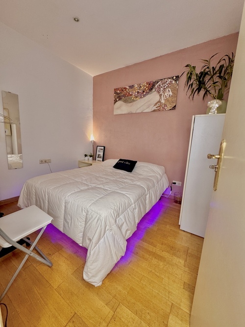 Habitación doble a 50m del Metro Urquinaona 