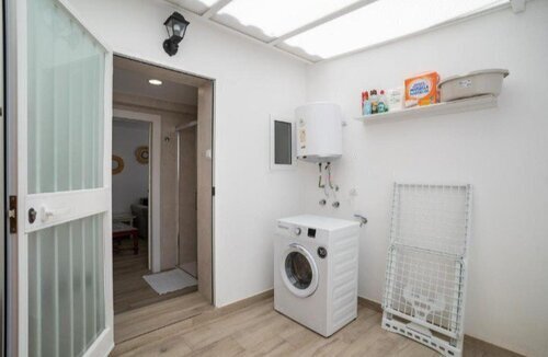 casa de 3 habitaciones, con aire acondicionado