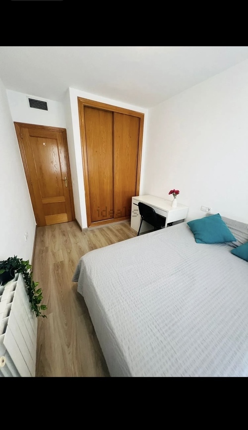 Habitacion con cana de 1,50cm y baño propio